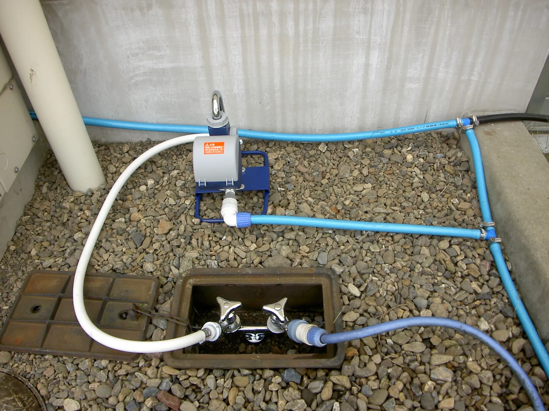 自動灌水設備の施工
